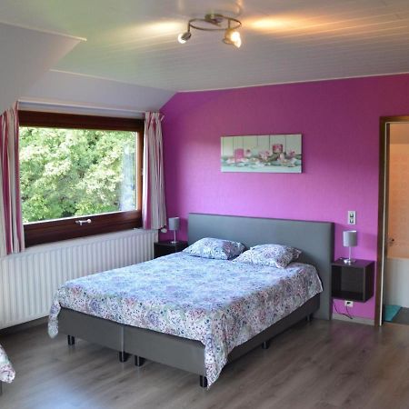 Elegant Villa In Stavelot With Fitness Playroom エクステリア 写真