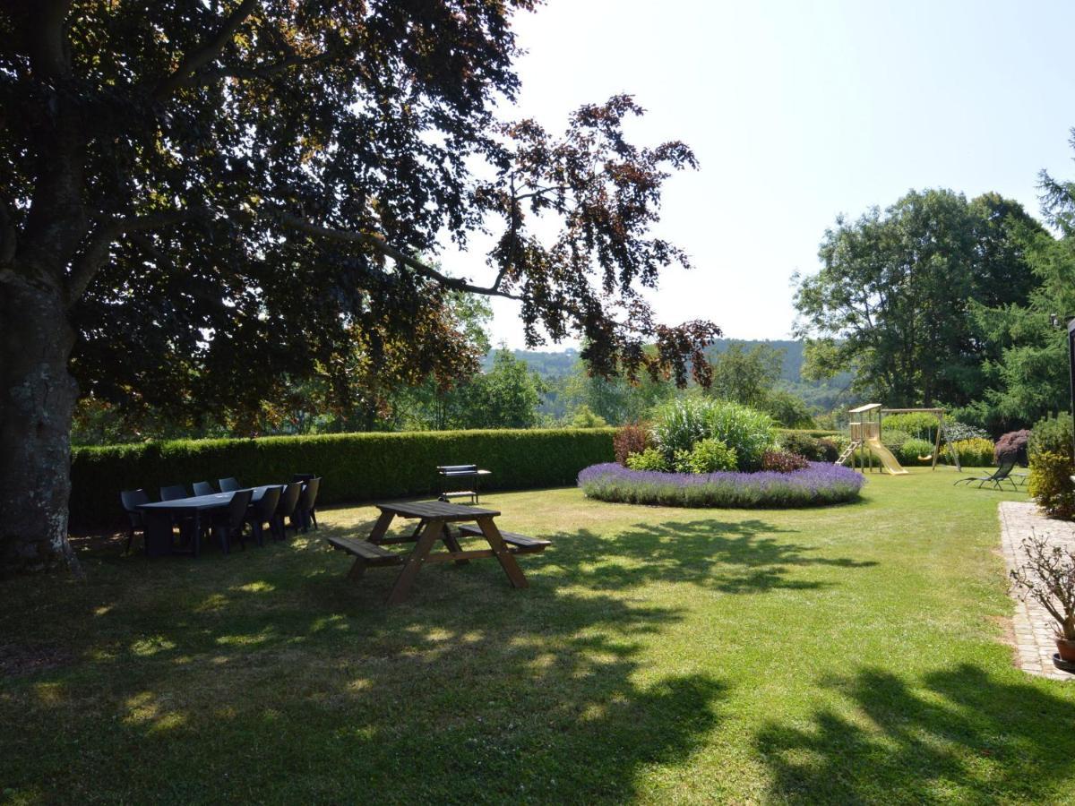Elegant Villa In Stavelot With Fitness Playroom エクステリア 写真