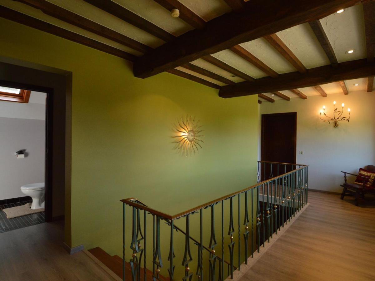 Elegant Villa In Stavelot With Fitness Playroom エクステリア 写真