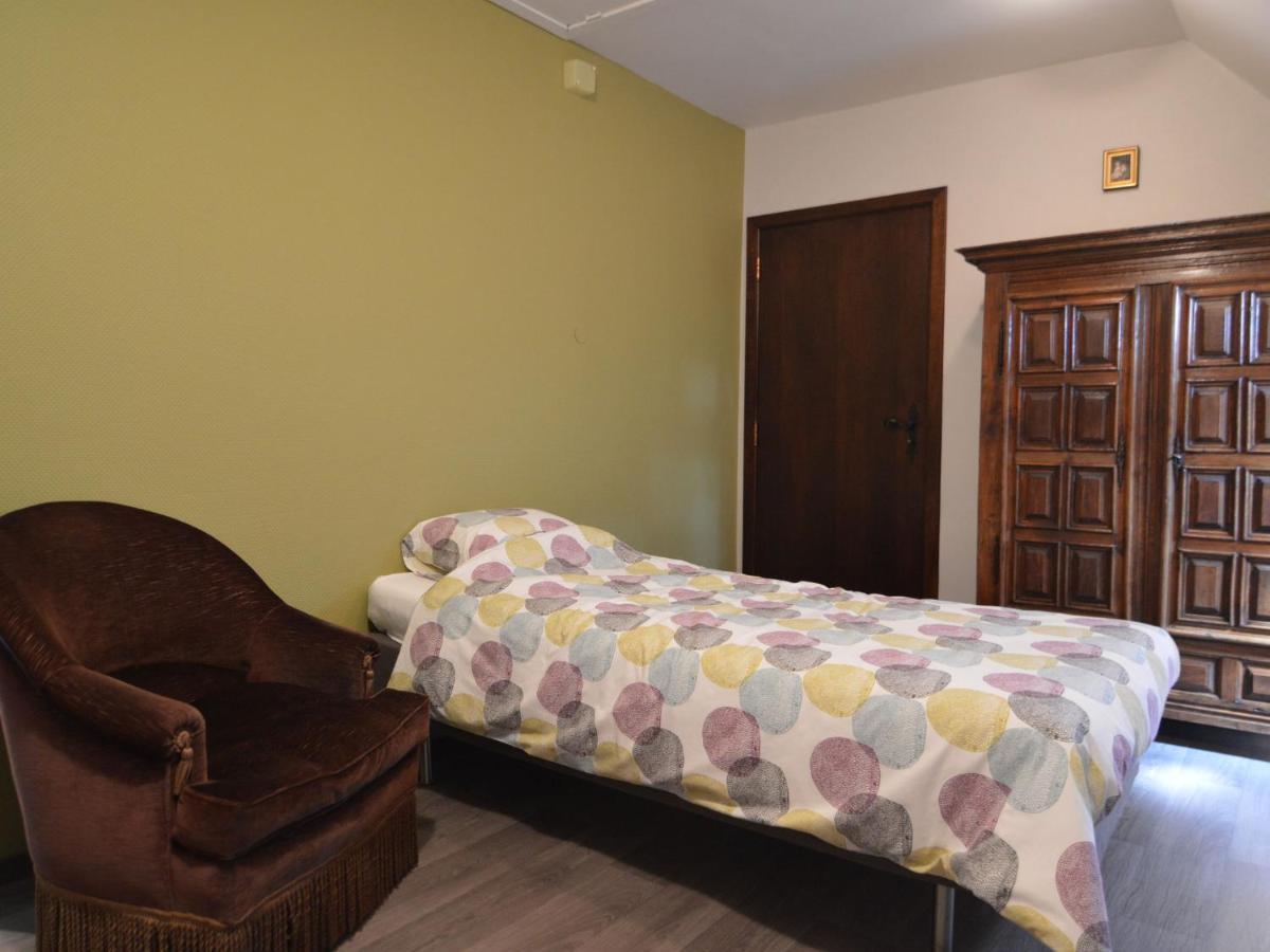 Elegant Villa In Stavelot With Fitness Playroom エクステリア 写真