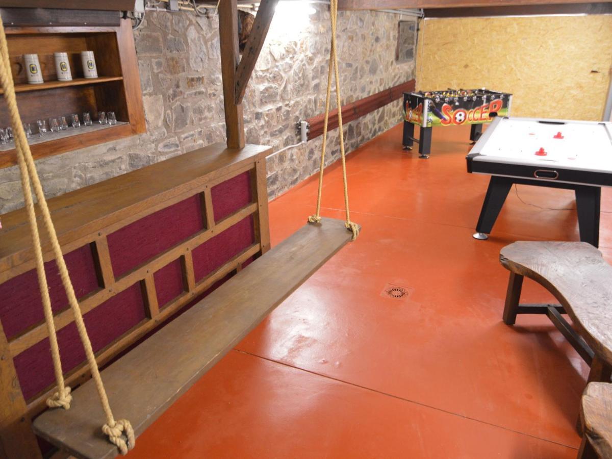 Elegant Villa In Stavelot With Fitness Playroom エクステリア 写真