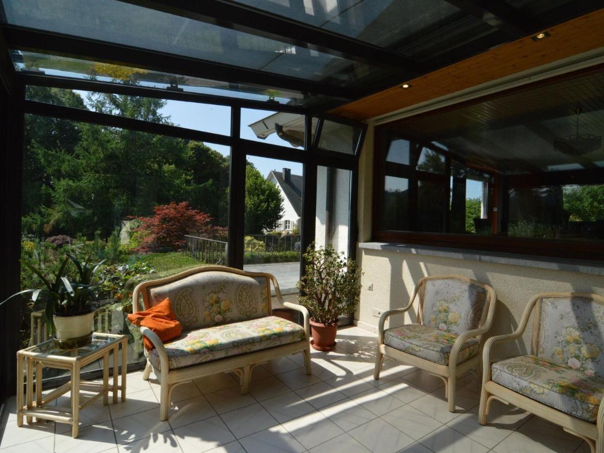 Elegant Villa In Stavelot With Fitness Playroom エクステリア 写真